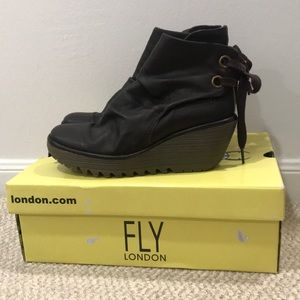 Women’s FLY London Yama ankle boot